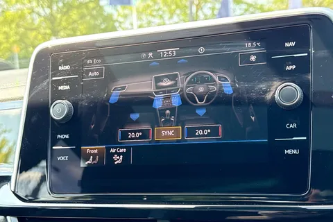 KN75NZG Volkswagen T-Roc 2.0 TDI 150 EVO R-Line 5dr DSG ⭐panoramic sunroof, Rear view camera⭐ Thumbnail #23