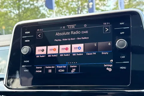 KN75NZG Volkswagen T-Roc 2.0 TDI 150 EVO R-Line 5dr DSG ⭐panoramic sunroof, Rear view camera⭐ Thumbnail #30