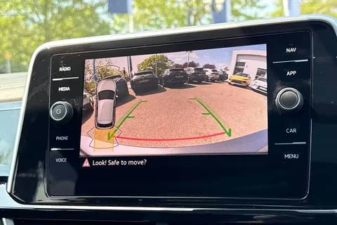 KN75NZG Volkswagen T-Roc 2.0 TDI 150 EVO R-Line 5dr DSG ⭐panoramic sunroof, Rear view camera⭐ Thumbnail #36