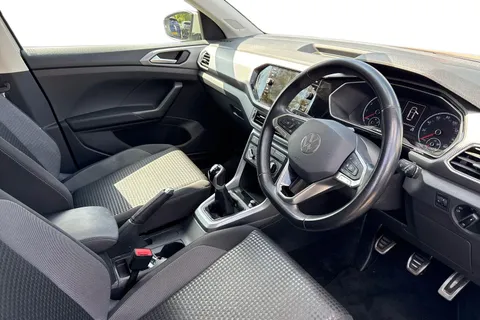 DU22FCL Volkswagen T-Cross 1.0 TSI Active 5dr Thumbnail #15