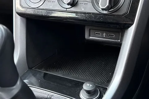 DU22FCL Volkswagen T-Cross 1.0 TSI Active 5dr Thumbnail #35