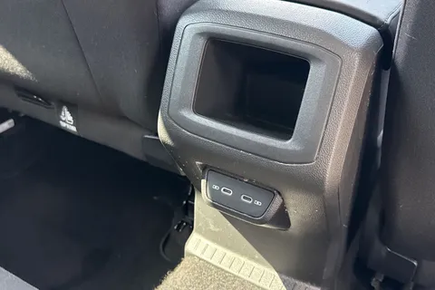 DU22FCL Volkswagen T-Cross 1.0 TSI Active 5dr Thumbnail #37