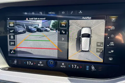 VN22UXW Volkswagen Touareg 3.0 V6 TSI 4Motion Black Edition ⭐Active climate Seats, Heated windscreen⭐ Thumbnail #55