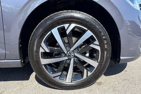 FV25AZL Volkswagen Polo 1.0 TSI Match 5dr DSG Thumbnail #11