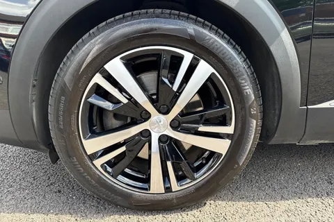 AE23ZTU PEUGEOT 3008 1.6 13.2kWh GT e-EAT 4WD Euro 6 (s/s) 5dr Thumbnail #13