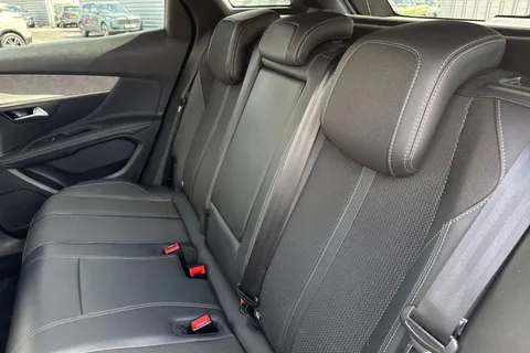 AE23ZTU PEUGEOT 3008 1.6 13.2kWh GT e-EAT 4WD Euro 6 (s/s) 5dr Thumbnail #20