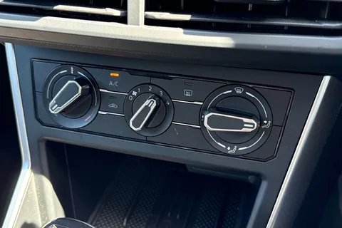 FV25AZL Volkswagen Polo 1.0 TSI Match 5dr DSG Thumbnail #23