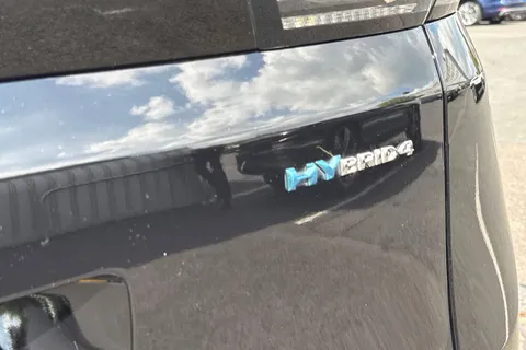 AE23ZTU PEUGEOT 3008 1.6 13.2kWh GT e-EAT 4WD Euro 6 (s/s) 5dr Thumbnail #29