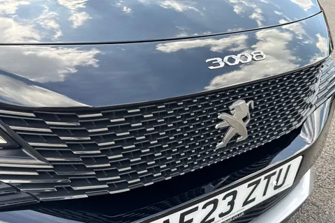 AE23ZTU PEUGEOT 3008 1.6 13.2kWh GT e-EAT 4WD Euro 6 (s/s) 5dr Thumbnail #35