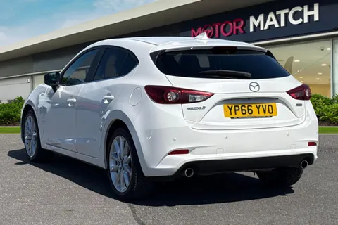 YP66YVO Mazda Mazda3 2.2 SKYACTIV-D Sport Nav Auto Euro 6 (s/s) 5dr Thumbnail #3
