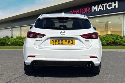 YP66YVO Mazda Mazda3 2.2 SKYACTIV-D Sport Nav Auto Euro 6 (s/s) 5dr Thumbnail #5