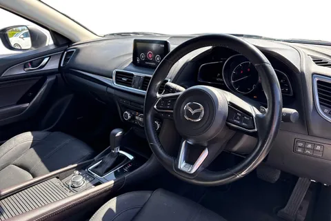 YP66YVO Mazda Mazda3 2.2 SKYACTIV-D Sport Nav Auto Euro 6 (s/s) 5dr Thumbnail #15