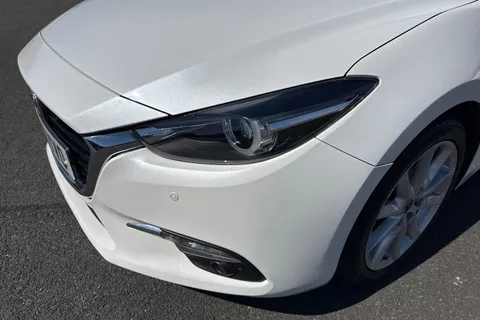 YP66YVO Mazda Mazda3 2.2 SKYACTIV-D Sport Nav Auto Euro 6 (s/s) 5dr Thumbnail #27