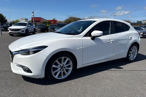 YP66YVO Mazda Mazda3 2.2 SKYACTIV-D Sport Nav Auto Euro 6 (s/s) 5dr Thumbnail #28