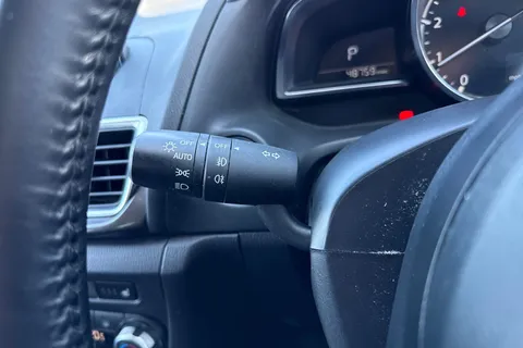 YP66YVO Mazda Mazda3 2.2 SKYACTIV-D Sport Nav Auto Euro 6 (s/s) 5dr Thumbnail #43