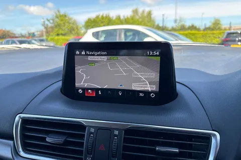 YP66YVO Mazda Mazda3 2.2 SKYACTIV-D Sport Nav Auto Euro 6 (s/s) 5dr Thumbnail #53