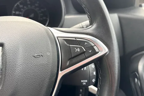 DP68ZWL Dacia Duster 1.6 SCe Comfort Euro 6 (s/s) 5dr Thumbnail #30