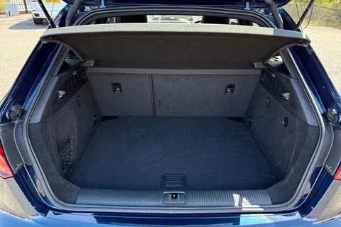 DG68TLK Audi A3 1.5 TFSI CoD 35 S line Sportback S Tronic Euro 6 (s/s) 5dr Thumbnail #8