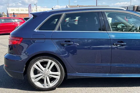 DG68TLK Audi A3 1.5 TFSI CoD 35 S line Sportback S Tronic Euro 6 (s/s) 5dr Thumbnail #31