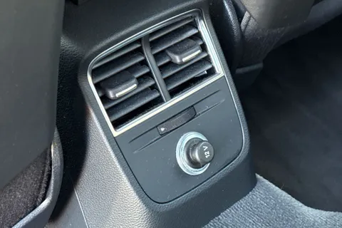 DG68TLK Audi A3 1.5 TFSI CoD 35 S line Sportback S Tronic Euro 6 (s/s) 5dr Thumbnail #37