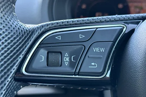 DG68TLK Audi A3 1.5 TFSI CoD 35 S line Sportback S Tronic Euro 6 (s/s) 5dr Thumbnail #45