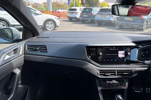 DE25YHU Volkswagen Polo 1.0 TSI 115 R-Line 5dr DSG ⭐Heated Front Seats⭐ Thumbnail #21