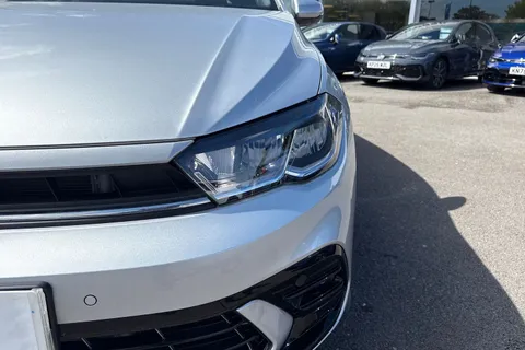 DE25YHU Volkswagen Polo 1.0 TSI 115 R-Line 5dr DSG ⭐Heated Front Seats⭐ Thumbnail #31