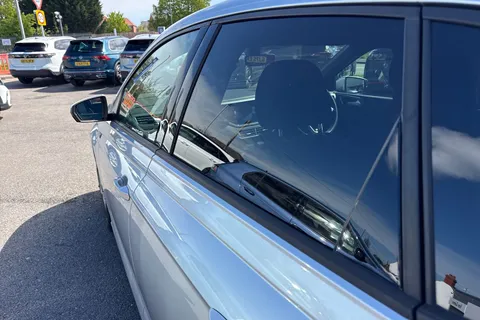 DE25YHU Volkswagen Polo 1.0 TSI 115 R-Line 5dr DSG ⭐Heated Front Seats⭐ Thumbnail #33