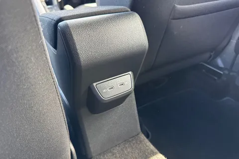 DE25YHU Volkswagen Polo 1.0 TSI 115 R-Line 5dr DSG ⭐Heated Front Seats⭐ Thumbnail #36