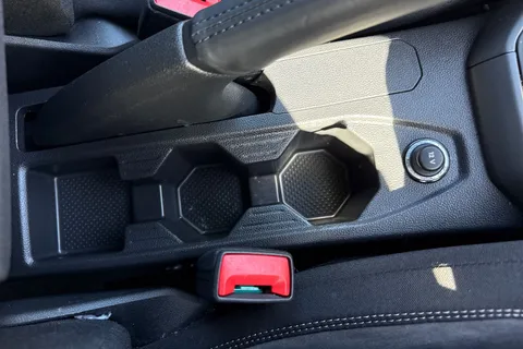 DE25YHU Volkswagen Polo 1.0 TSI 115 R-Line 5dr DSG ⭐Heated Front Seats⭐ Thumbnail #40