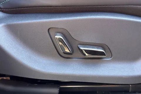 LA25VOO BYD Seal U 1.5 18.3kWh Boost CVT Auto Euro 6 (s/s) 5dr Thumbnail #33