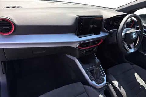 LM23JWD SEAT Arona 1.0 TSI FR Sport DSG Euro 6 (s/s) 5dr Thumbnail #17
