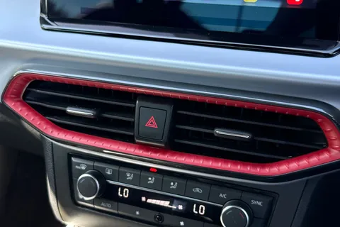 LM23JWD SEAT Arona 1.0 TSI FR Sport DSG Euro 6 (s/s) 5dr Thumbnail #41