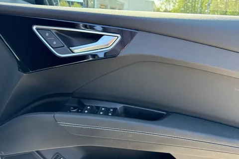 PL72VCM Audi Q4 e-tron Q4  S line 40 e-tron  150,00 kW Thumbnail #22