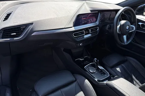 NL20FJK BMW 1 Series 1.5 118i M Sport DCT Euro 6 (s/s) 5dr Thumbnail #10