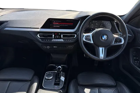 NL20FJK BMW 1 Series 1.5 118i M Sport DCT Euro 6 (s/s) 5dr Thumbnail #14