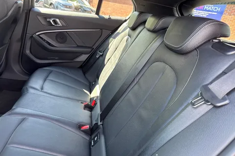 NL20FJK BMW 1 Series 1.5 118i M Sport DCT Euro 6 (s/s) 5dr Thumbnail #15