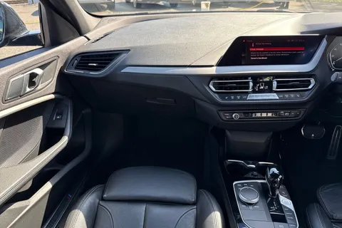 NL20FJK BMW 1 Series 1.5 118i M Sport DCT Euro 6 (s/s) 5dr Thumbnail #16