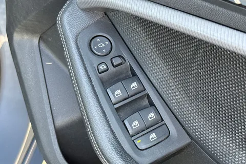 NL20FJK BMW 1 Series 1.5 118i M Sport DCT Euro 6 (s/s) 5dr Thumbnail #19