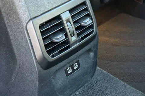 NL20FJK BMW 1 Series 1.5 118i M Sport DCT Euro 6 (s/s) 5dr Thumbnail #36