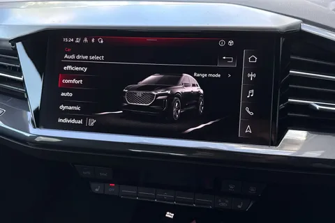 SH72GJU Audi Q4 e-tron 35 S line Auto 5dr 55kWh Thumbnail #32