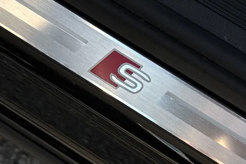 SH72GJU Audi Q4 e-tron 35 S line Auto 5dr 55kWh Thumbnail #43