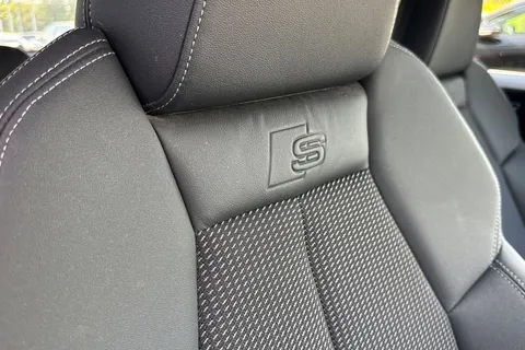 SH72GJU Audi Q4 e-tron 35 S line Auto 5dr 55kWh Thumbnail #47