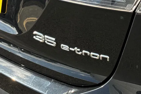 SH72GJU Audi Q4 e-tron 35 S line Auto 5dr 55kWh Thumbnail #58