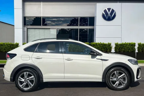 DE72CCO Volkswagen Taigo 1.0 TSI 110 R-Line 5dr **BLACK ROOF PACK** Thumbnail #4