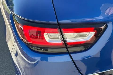 DN66AOW Renault Clio 1.2 TCe Dynamique S Nav Euro 6 (s/s) 5dr Thumbnail #9