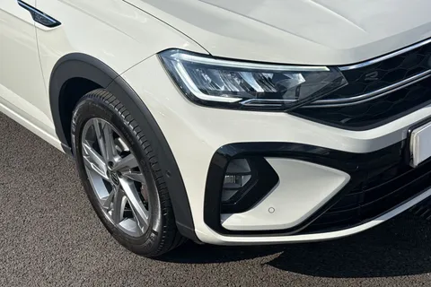 DE72CCO Volkswagen Taigo 1.0 TSI 110 R-Line 5dr **BLACK ROOF PACK** Thumbnail #10