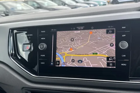 DE72CCO Volkswagen Taigo 1.0 TSI 110 R-Line 5dr **BLACK ROOF PACK** Thumbnail #18