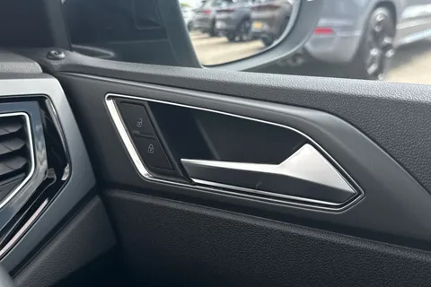 DE72CCO Volkswagen Taigo 1.0 TSI 110 R-Line 5dr **BLACK ROOF PACK** Thumbnail #22