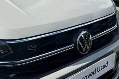 DE72CCO Volkswagen Taigo 1.0 TSI 110 R-Line 5dr **BLACK ROOF PACK** Thumbnail #30